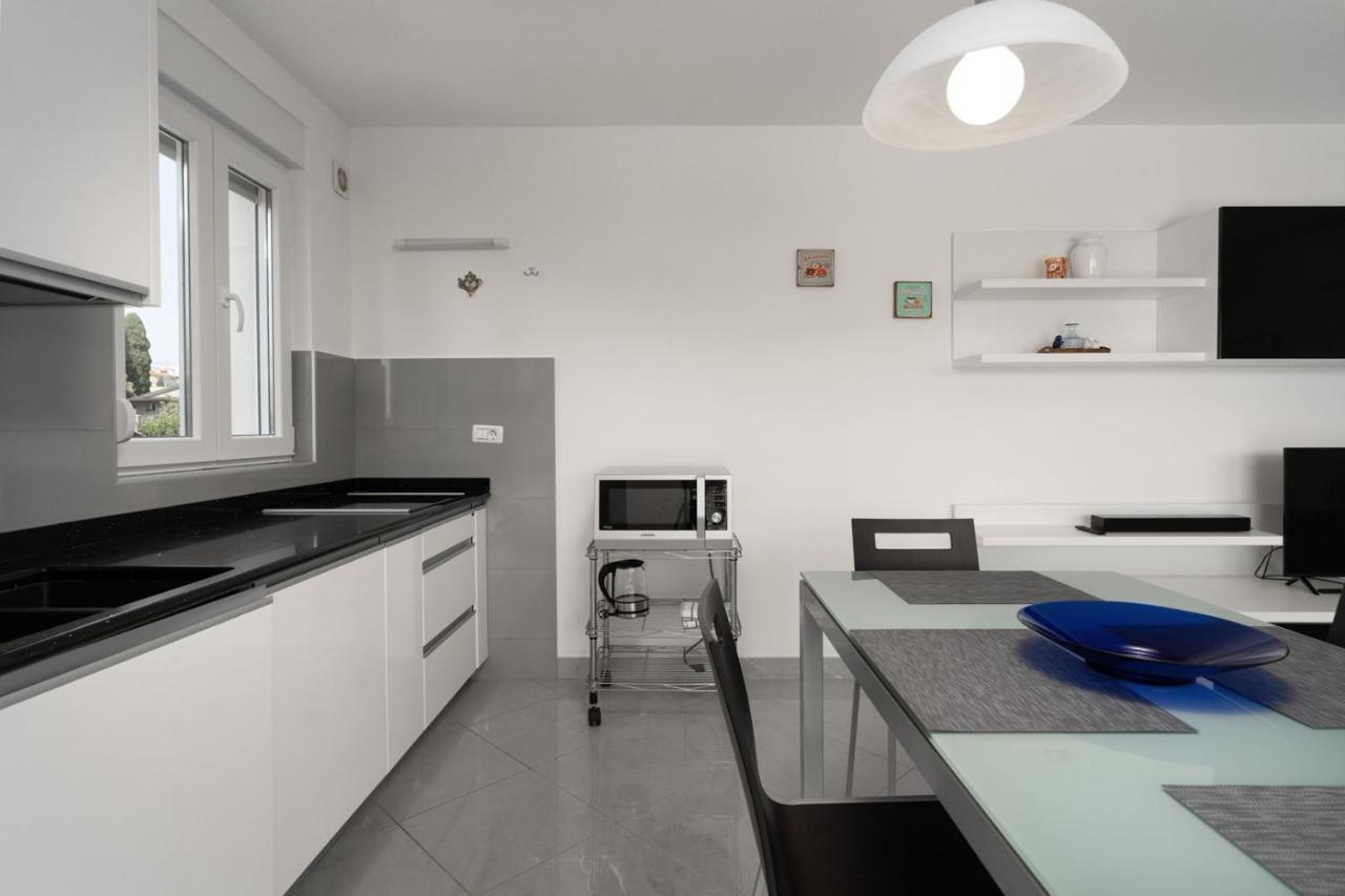 Apartment Sky By Seeadria Agency Novigrad Istria Kültér fotó
