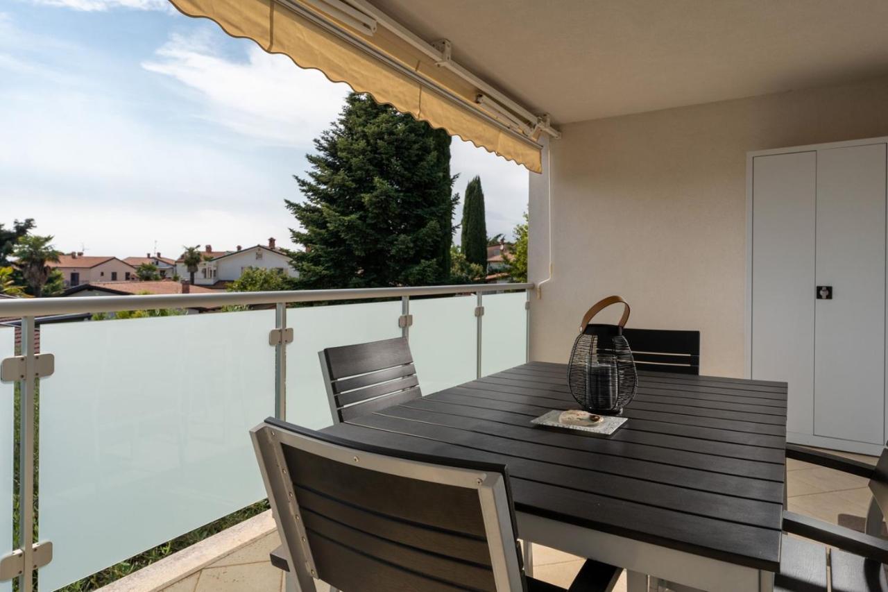 Apartment Sky By Seeadria Agency Novigrad Istria Kültér fotó