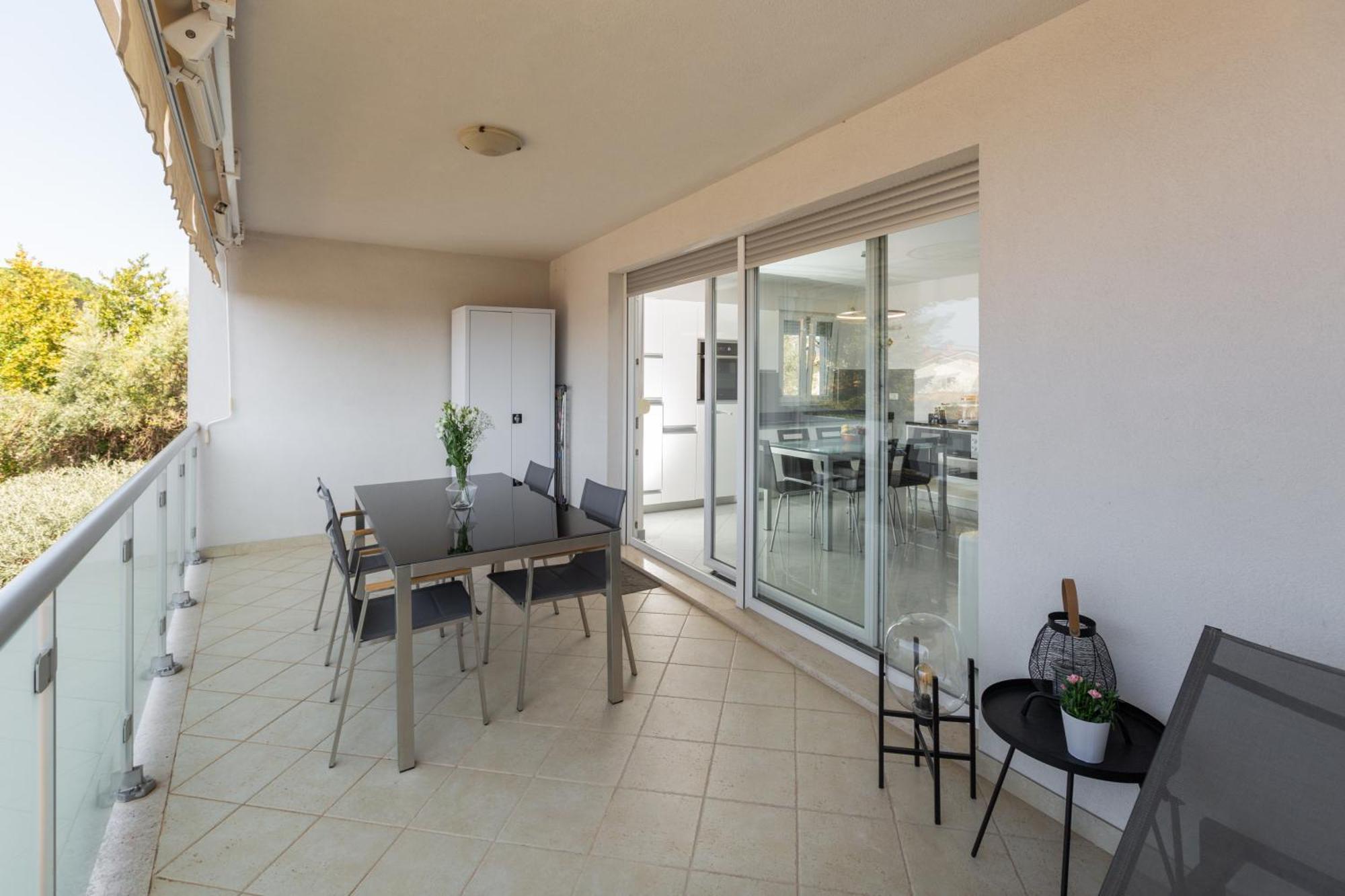 Apartment Sky By Seeadria Agency Novigrad Istria Kültér fotó