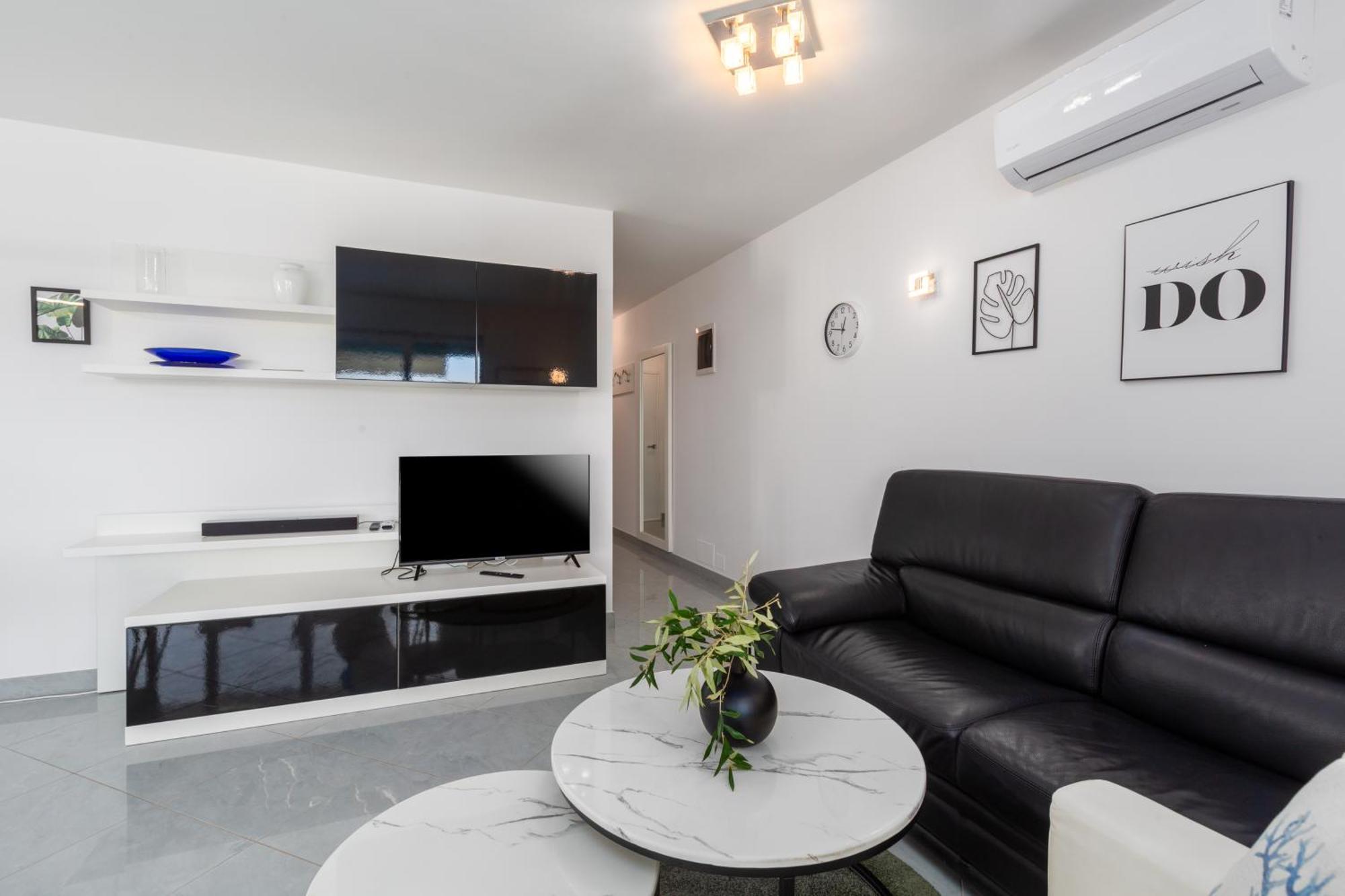 Apartment Sky By Seeadria Agency Novigrad Istria Kültér fotó